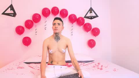 TINNY AND CANDY online show from 02/14/25, 01:51