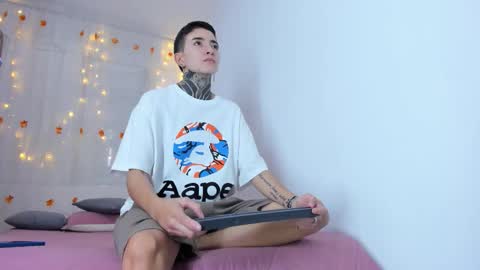 TINNY AND CANDY online show from 11/07/25, 11:54