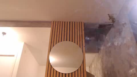 Snapshot of tinoclandestino chatting on 02/09/25, 06:05 tinoclandestino online show from 02/09/25, 06:05