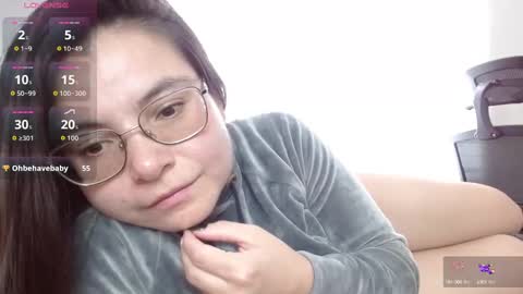 Snapshot of tiny_caroline chatting on 09/26/25, 08:57 Tiny Caroline online show from 09/26/25, 08:57