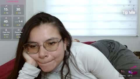 Tiny Caroline online show from 06/23/26, 12:08