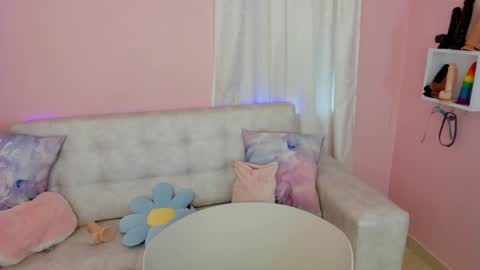 tiny_cora online show from 12/31/24, 04:35