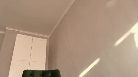 Lia online show from 05/11/26, 02:50