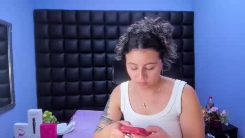 tiny online show from 02/09/26, 02:48