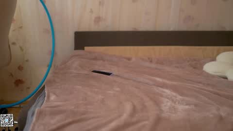 Snapshot of tiny_miracle chatting on 01/31/25, 12:40 Lyssa online show from 01/31/25, 12:40