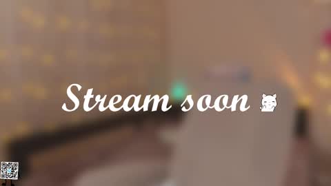 Snapshot of tiny_miracle chatting on 03/02/25, 04:10 Lyssa online show from 03/02/25, 04:10