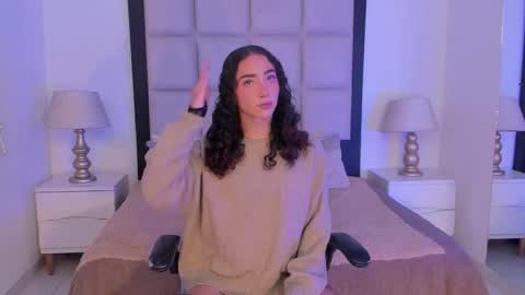 Snapshot of tiny_thomm chatting on 02/01/26, 09:13 Thomm Independent Model online show from 02/01/26, 09:13