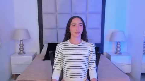 Snapshot of tiny_thomm chatting on 02/06/26, 06:40 Thomm Independent Model online show from 02/06/26, 06:40