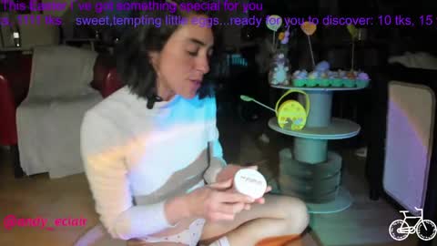 Tiny online show from 03/31/26, 07:03