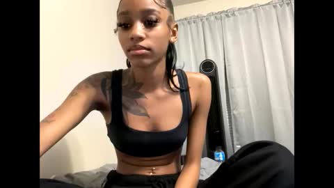 Snapshot of tinyafterdark chatting on 02/27/26, 02:11 tinyafterdark online show from 02/27/26, 02:11