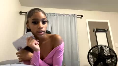 Snapshot of tinyafterdark chatting on 03/02/26, 07:15 tinyafterdark online show from 03/02/26, 07:15