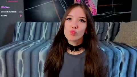 Annie online show from 06/04/26, 03:07