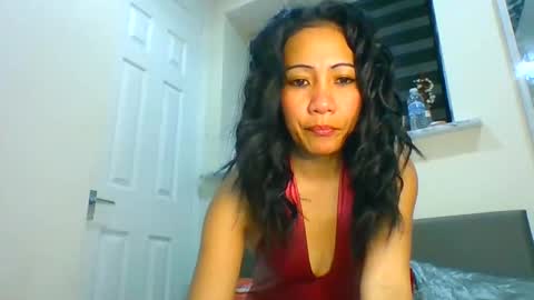 Snapshot of tinyasian911718 chatting on 01/05/25, 05:09 Tinyasian911718 sweetinyasian instagram online show from 01/05/25, 05:09