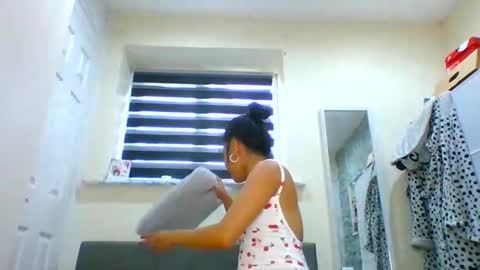 Snapshot of tinyasian911718 chatting on 01/20/25, 12:49 Tinyasian911718 sweetinyasian instagram online show from 01/20/25, 12:49