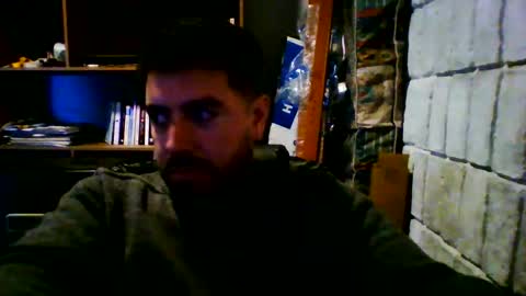 Snapshot of tinycock9393 chatting on 05/24/26, 05:34 Benja online show from 05/24/26, 05:34
