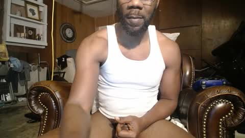 tinycock_1979 online show from 10/29/25, 08:27