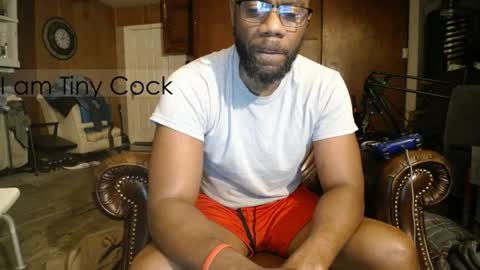 Snapshot of tinycock_1979 chatting on 06/01/26, 06:48 tinycock_1979 online show from 06/01/26, 06:48