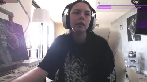Snapshot of tinykylie chatting on 07/05/26, 08:38 stage Kylie Sinner brand CLITBAIT online show from 07/05/26, 08:38