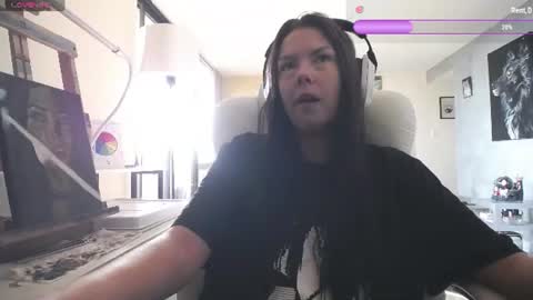 Snapshot of tinykylie chatting on 07/20/26, 09:28 stage Kylie Sinner brand CLITBAIT online show from 07/20/26, 09:28