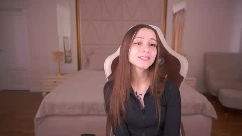 Snapshot of tinynataliee chatting on 02/12/26, 08:09 tinynataliee online show from 02/12/26, 08:09