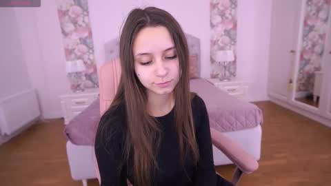 Snapshot of tinynataliee chatting on 02/16/26, 02:57 tinynataliee online show from 02/16/26, 02:57