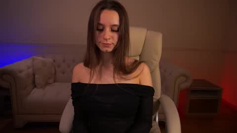 Snapshot of tinynataliee chatting on 02/20/26, 02:52 tinynataliee online show from 02/20/26, 02:52