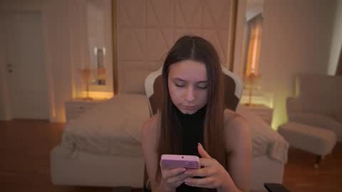 Snapshot of tinynataliee chatting on 03/02/26, 05:19 tinynataliee online show from 03/02/26, 05:19