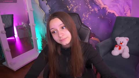 tinynataliee online show from 04/21/26, 12:55