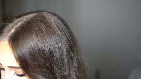 Snapshot of tinyxstar chatting on 11/22/25, 03:55 Lili online show from 11/22/25, 03:55