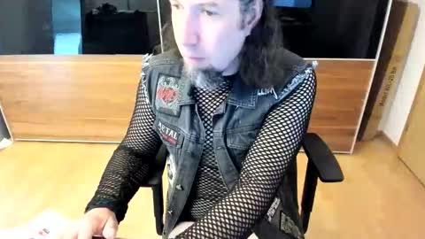 Tirolerboy27 online show from 04/28/26, 08:19