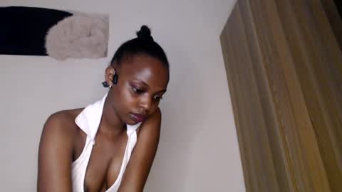 Amore online show from 07/21/26, 07:49
