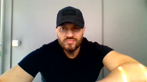 Snapshot of titan_heart chatting on 07/23/26, 10:02 titan_heart online show from 07/23/26, 10:02