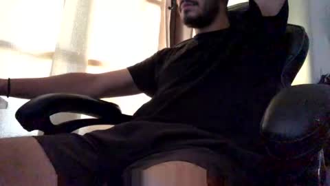 Snapshot of titanenh chatting on 03/05/25, 09:48 Titan online show from 03/05/25, 09:48