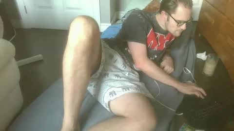Snapshot of titlovercums chatting on 06/09/26, 10:16 titlovercums online show from 06/09/26, 10:16