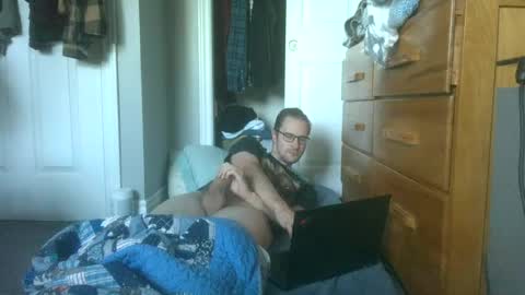 Snapshot of titlovercums chatting on 06/20/26, 11:02 titlovercums online show from 06/20/26, 11:02