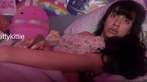 Snapshot of tittykittie chatting on 01/16/26, 10:14 HOTTIE4U online show from 01/16/26, 10:14