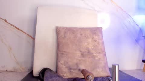 Tivizay online show from 11/05/25, 02:28