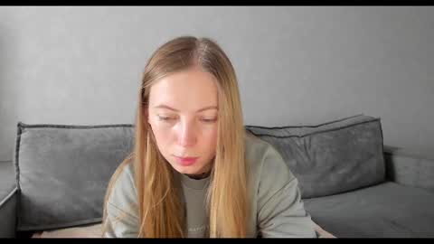 Maria online show from 11/06/25, 09:43