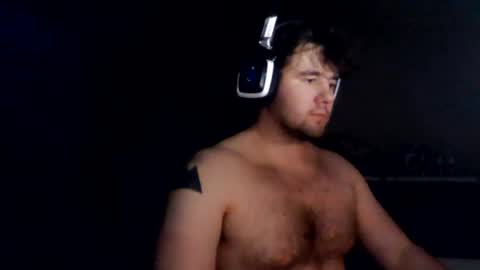 Snapshot of tizzledude chatting on 07/27/26, 04:52 tizzledude online show from 07/27/26, 04:52