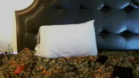 Snapshot of tj_the_man chatting on 03/10/25, 12:37 TJ online show from 03/10/25, 12:37