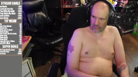 TK Maconn online show from 06/10/26, 05:56