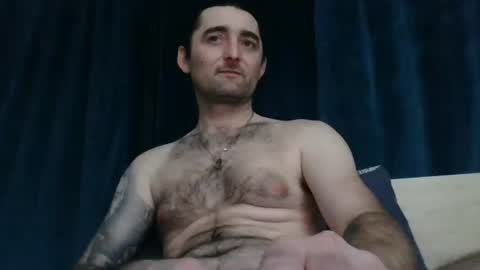 Snapshot of tobi19899 chatting on 01/21/25, 06:12 Jan5676 online show from 01/21/25, 06:12