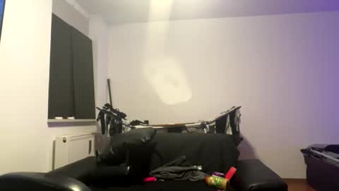 Tobias online show from 04/15/26, 01:56