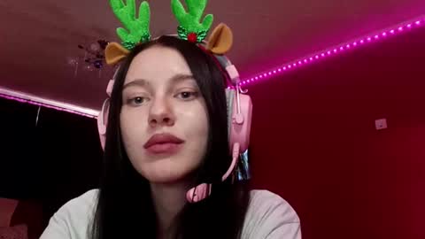 Maya online show from 03/11/26, 11:27