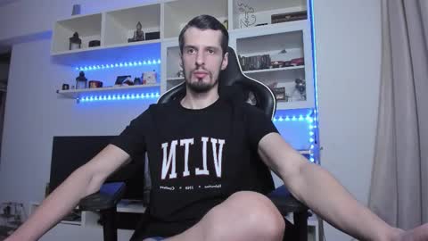 Todd online show from 11/02/25, 12:35