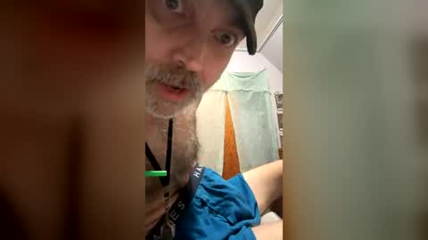 Snapshot of toddpascoe77 chatting on 08/02/26, 02:32 toddpascoe77 online show from 08/02/26, 02:32