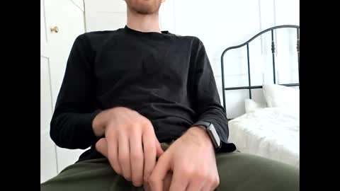 Snapshot of toja112 chatting on 02/06/25, 01:10 Martin online show from 02/06/25, 01:10