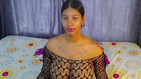 Snapshot of tokihoney chatting on 06/02/26, 08:44 Adela y juan online show from 06/02/26, 08:44