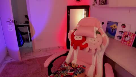 Snapshot of toky222 chatting on 03/04/25, 12:44 Tokyo online show from 03/04/25, 12:44