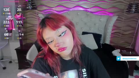 toky         online show from 03/11/25, 08:42